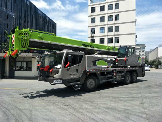 叠彩区跨街广告牌的高空安装注意事项